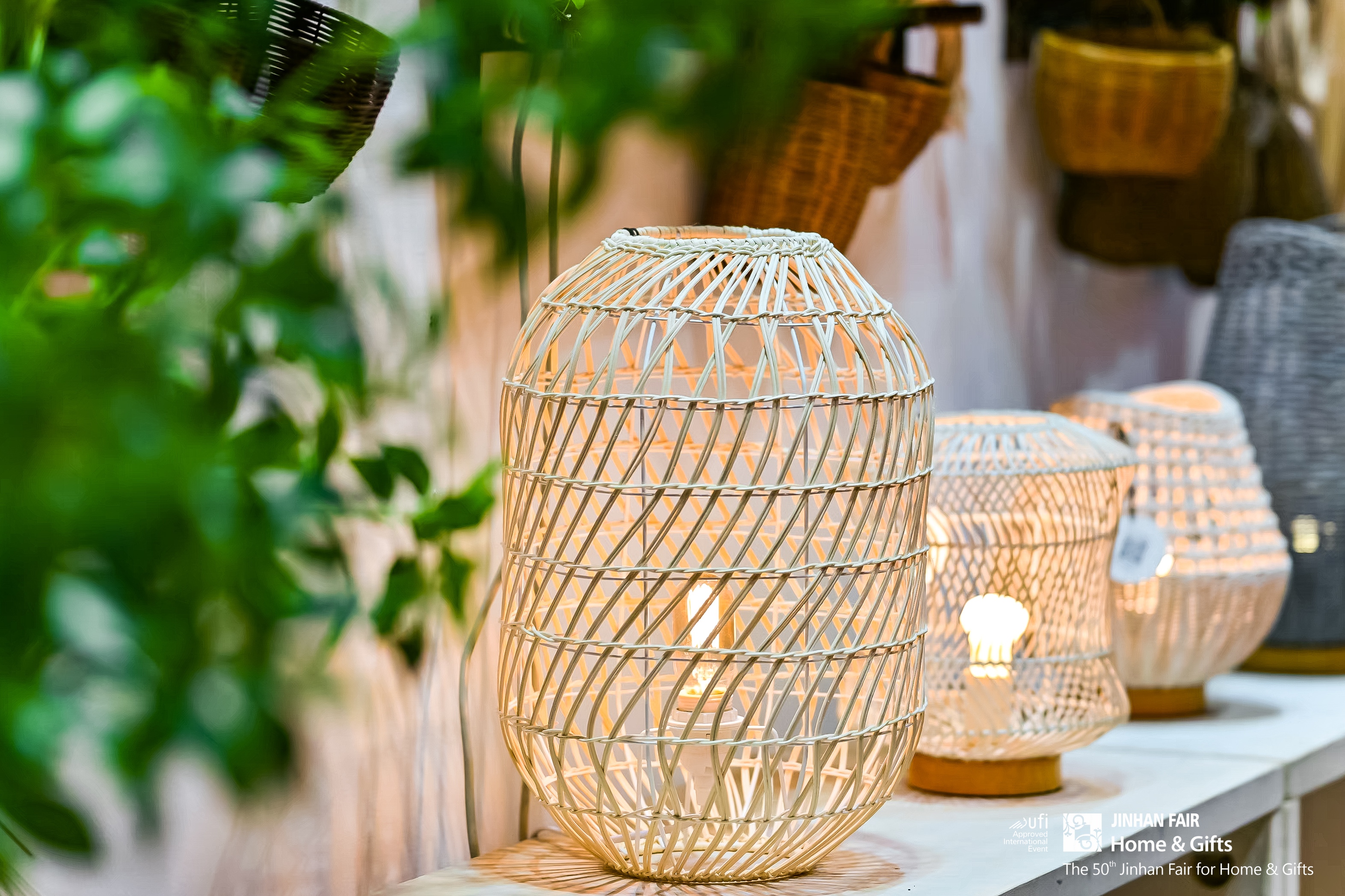 decorative furnitures, Arts and Crafts, Floral Decoration, Creative Design, homeware