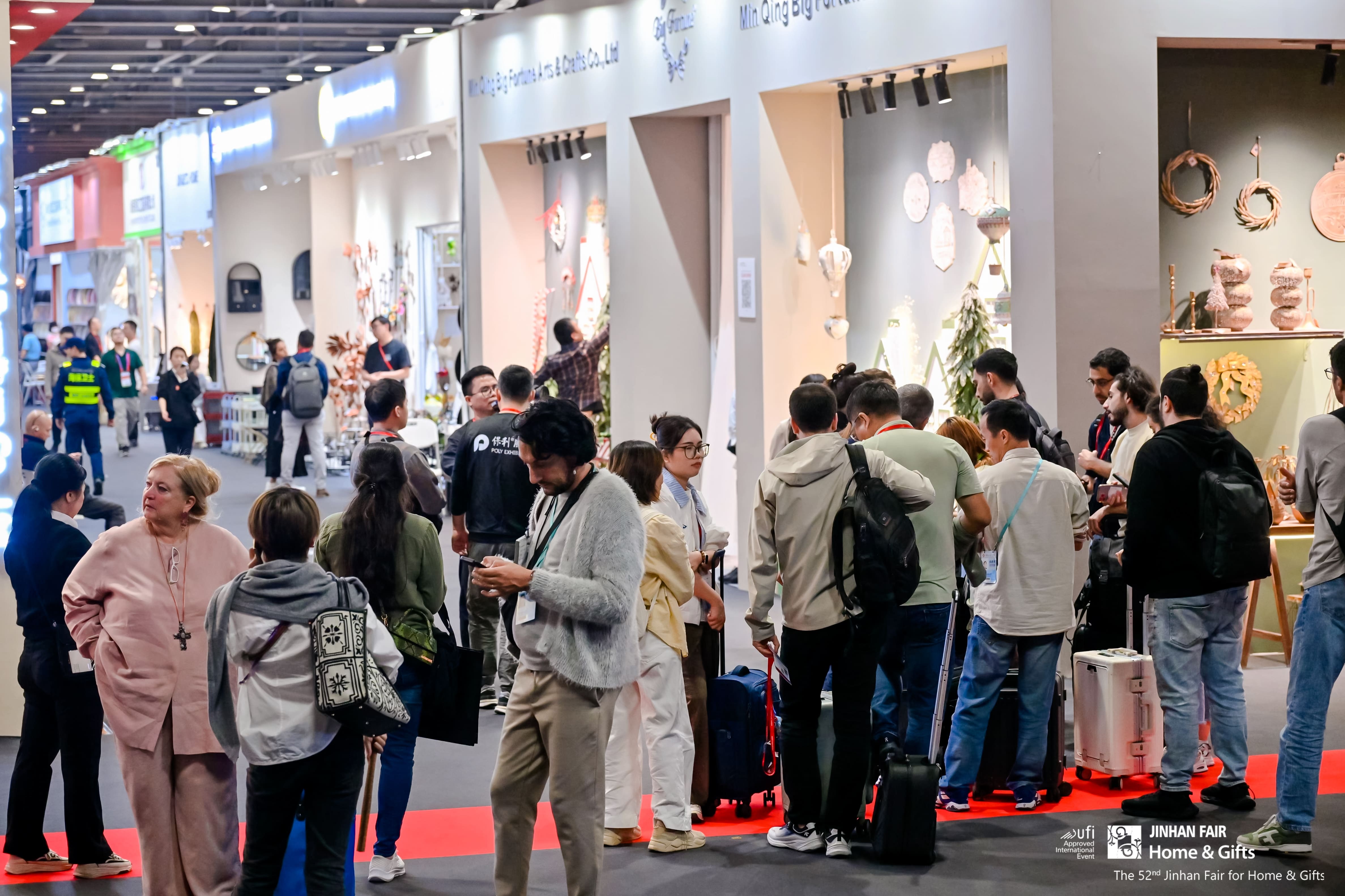 decorative furnitures, Arts and Crafts, Floral Decoration, Creative Design, homeware